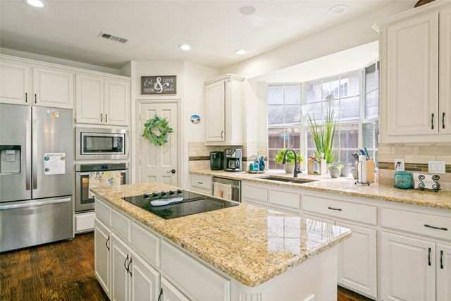 4261 Hunt Drive, Carrollton, TX 75010