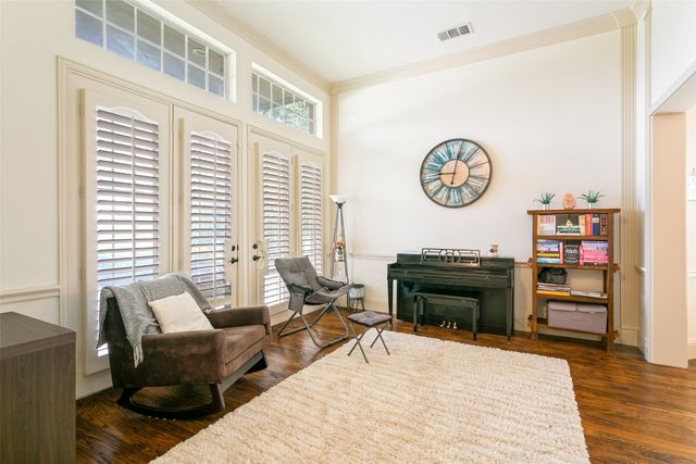 4261 Hunt Drive, Carrollton, TX 75010