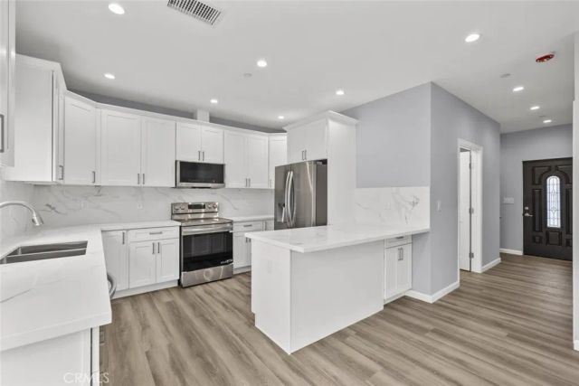 15836 Eccles Street, North Hills, CA 91343