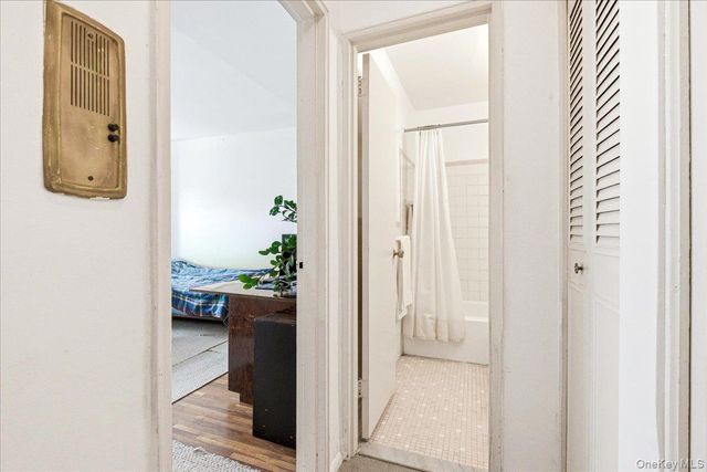 68-15 Selfridge Street 4F, Forest Hills, NY 11375
