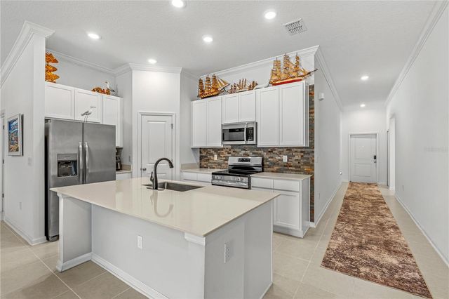 5317 DIAMONDLEAF DRIVE, Edgewater, FL 32141