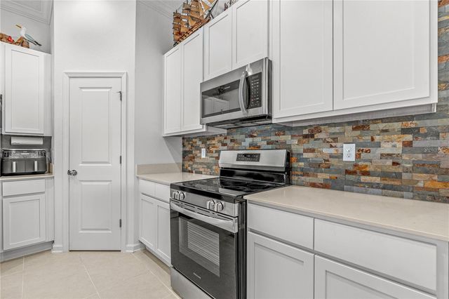 5317 DIAMONDLEAF DRIVE, Edgewater, FL 32141