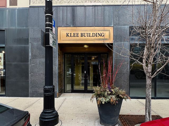 4015 N Milwaukee Avenue 410, Chicago, IL 60641