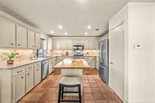 413 Silver SPUR, Horseshoe Bay, TX 78657