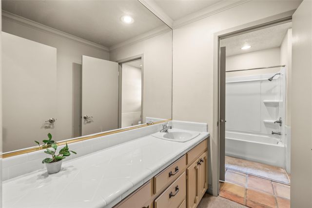 413 Silver SPUR, Horseshoe Bay, TX 78657