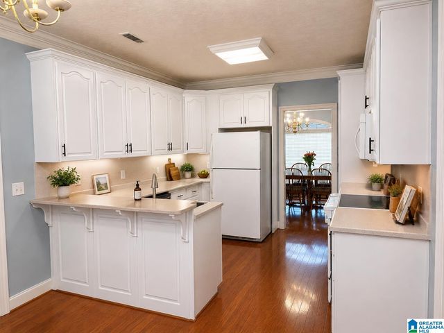214 BUCK CIRCLE, Clanton, AL 35045