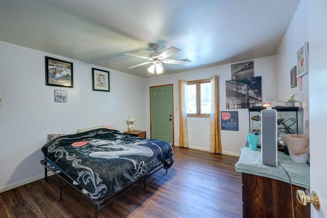 4210 Meadowbrook Ln, Winfield, KS 67156