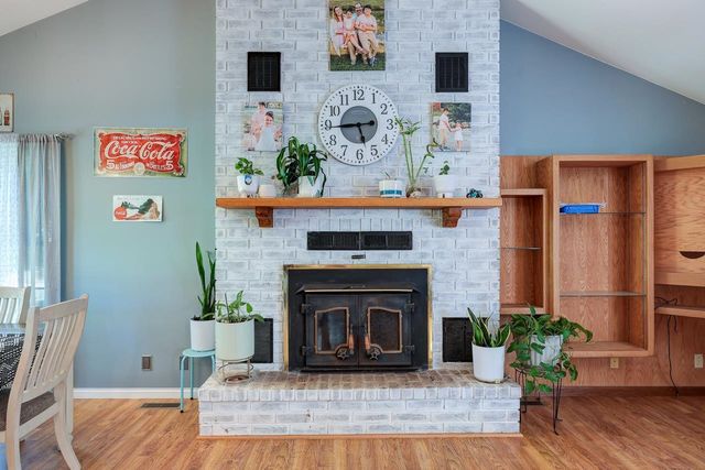 4210 Meadowbrook Ln, Winfield, KS 67156