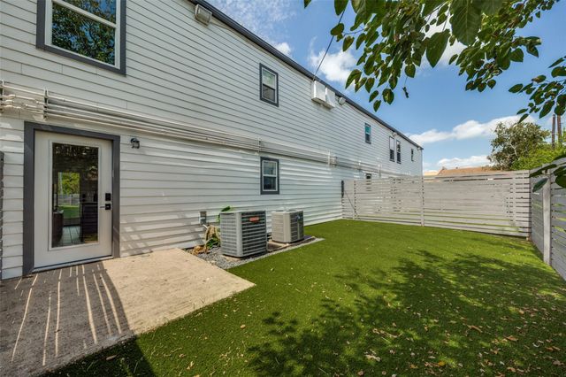 1200 E 52nd ST 107, Austin, TX 78723