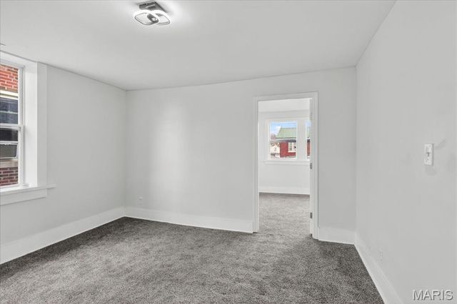 4250 Ellenwood Avenue, St Louis, MO 63116