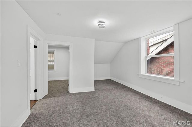 4250 Ellenwood Avenue, St Louis, MO 63116