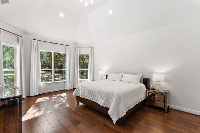 1165 Flint Rock LOOP, Driftwood, TX 78619