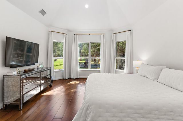 1165 Flint Rock LOOP, Driftwood, TX 78619