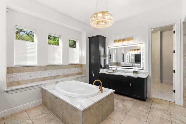 1165 Flint Rock LOOP, Driftwood, TX 78619