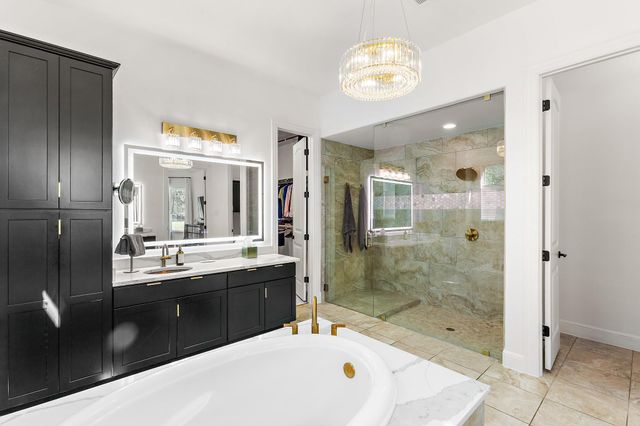 1165 Flint Rock LOOP, Driftwood, TX 78619