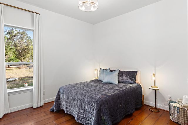 1165 Flint Rock LOOP, Driftwood, TX 78619