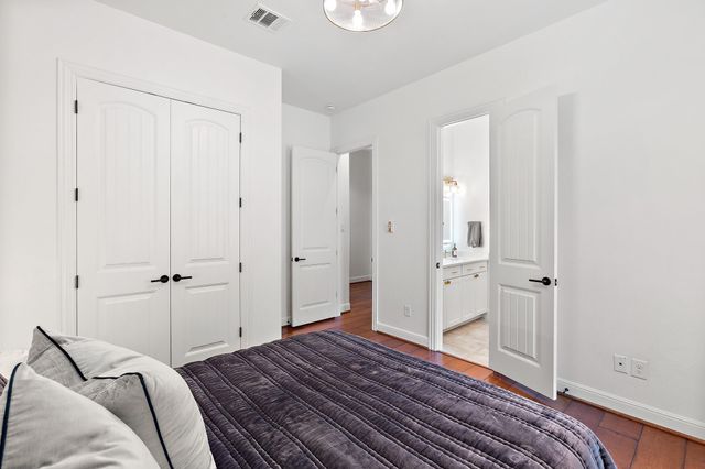 1165 Flint Rock LOOP, Driftwood, TX 78619