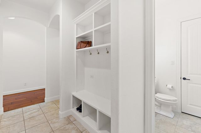 1165 Flint Rock LOOP, Driftwood, TX 78619