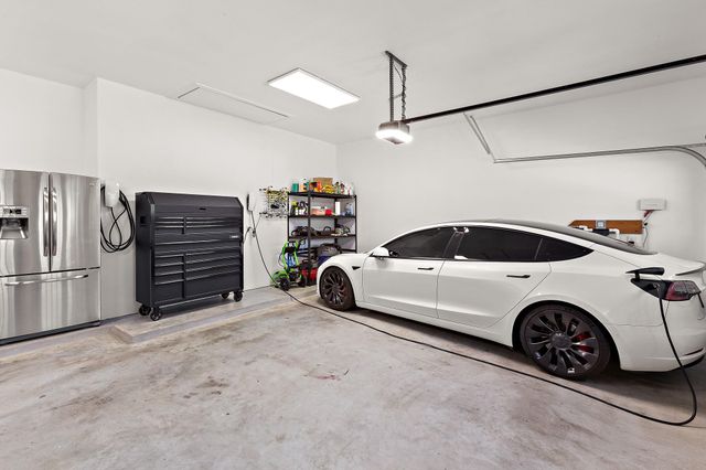 1165 Flint Rock LOOP, Driftwood, TX 78619