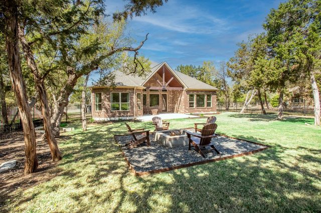 1165 Flint Rock LOOP, Driftwood, TX 78619