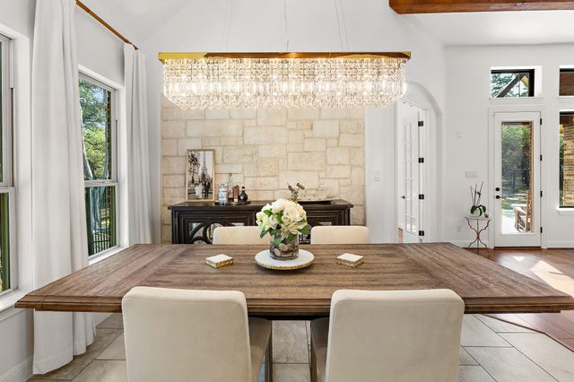 1165 Flint Rock LOOP, Driftwood, TX 78619