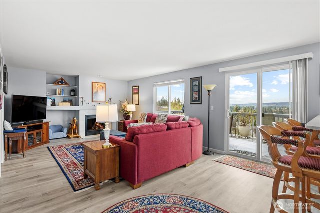 8612 76th Avenue NE, Marysville, WA 98270