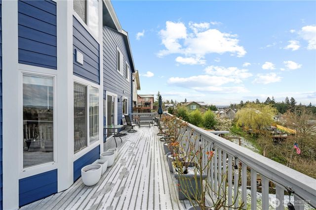 8612 76th Avenue NE, Marysville, WA 98270