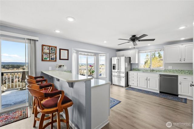 8612 76th Avenue NE, Marysville, WA 98270