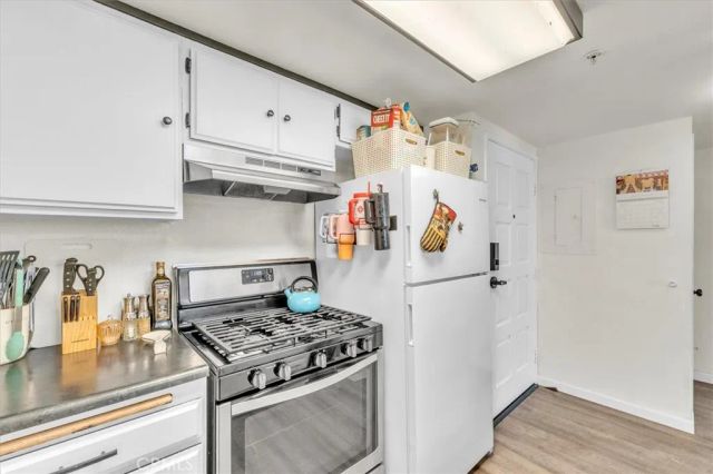 865 S B Street G1, Oxnard, CA 93030