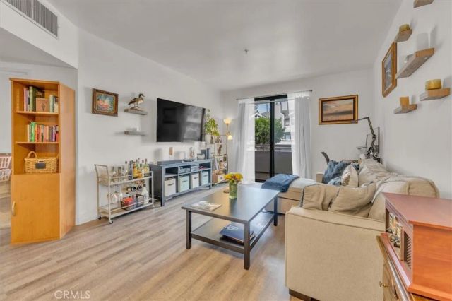 865 S B Street G1, Oxnard, CA 93030