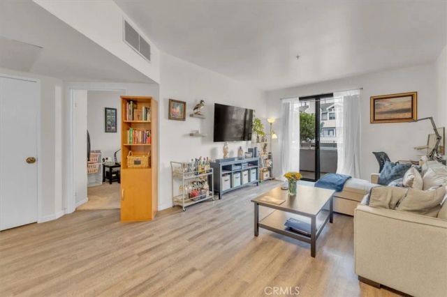 865 S B Street G1, Oxnard, CA 93030