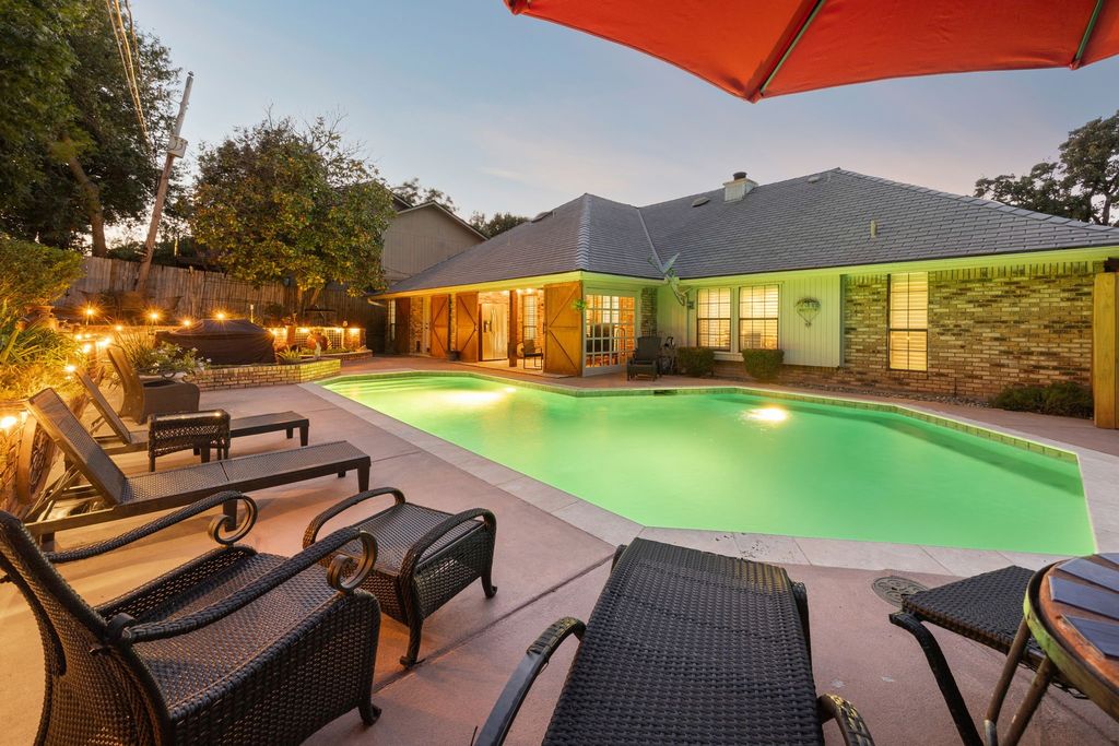 6606 Canalview Drive, Arlington, TX 76016