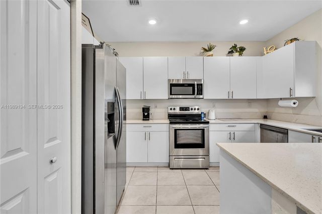 20433 NW 4th Ct, Miami Gardens, FL 33169