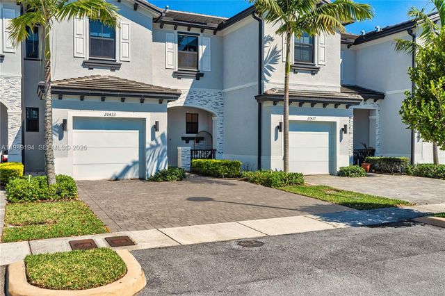 20433 NW 4th Ct, Miami Gardens, FL 33169