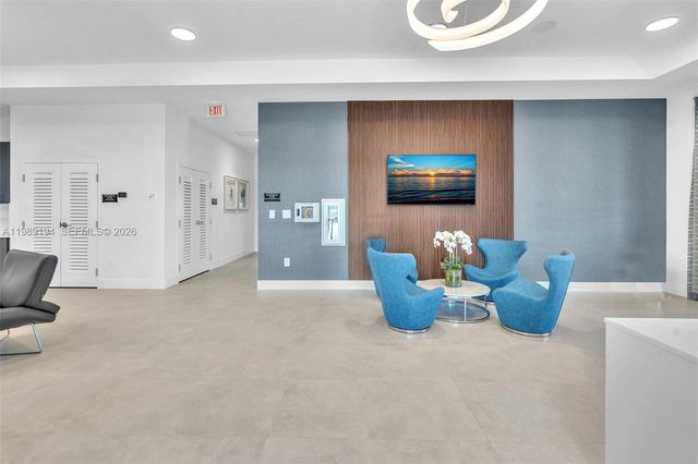 20433 NW 4th Ct, Miami Gardens, FL 33169