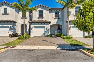 20433 NW 4th Ct, Miami Gardens, FL 33169