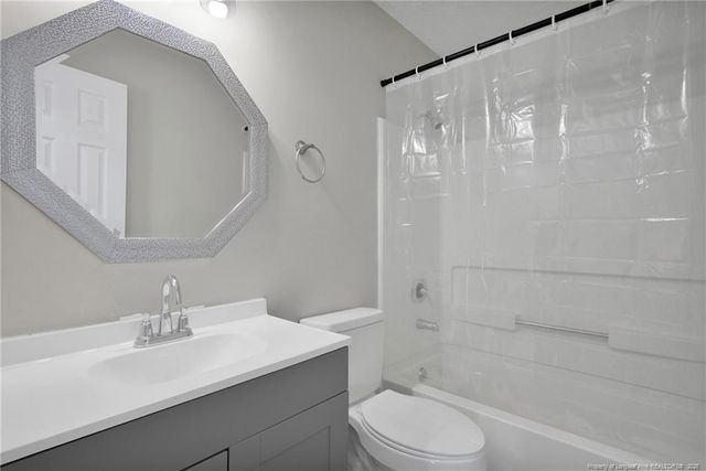 6600 Bluffview Drive, Fayetteville, NC 28314