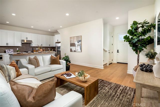 18008 Roch Court, Fountain Valley, CA 92708