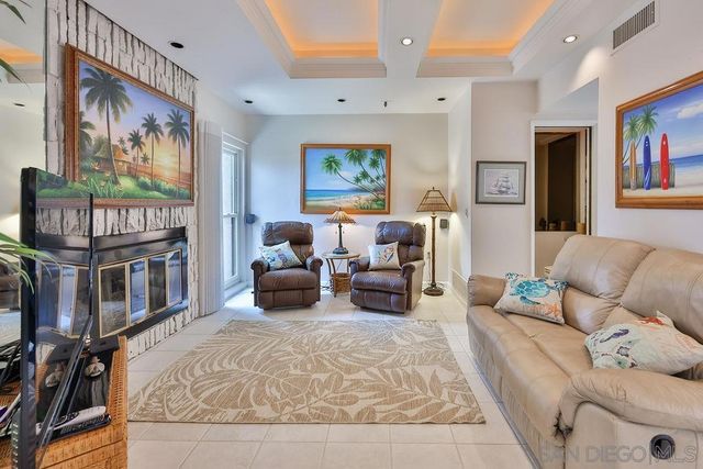 835 D Ave 4, Coronado, CA 92118