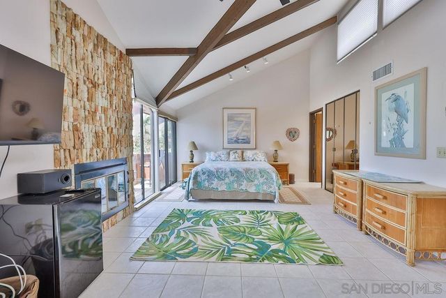 835 D Ave 4, Coronado, CA 92118