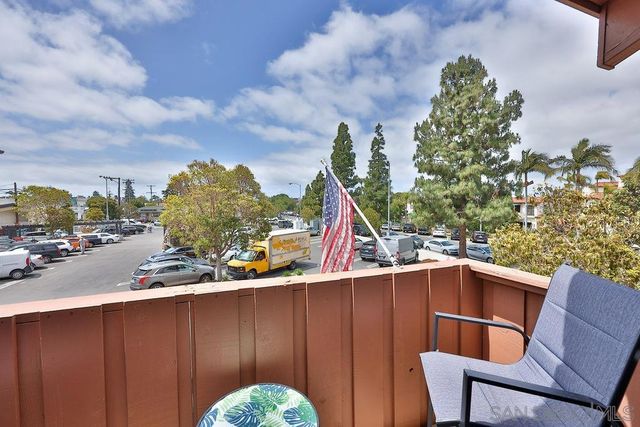 835 D Ave 4, Coronado, CA 92118