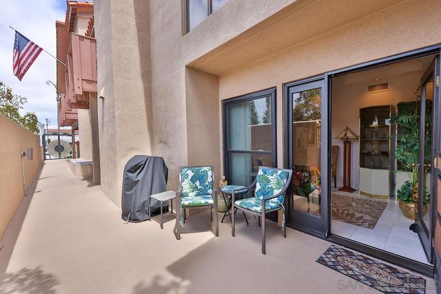 835 D Ave 4, Coronado, CA 92118