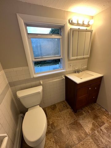 22 Oakland Road 22, Sharon, MA 02067