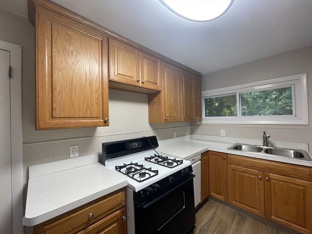 22 Oakland Road 22, Sharon, MA 02067