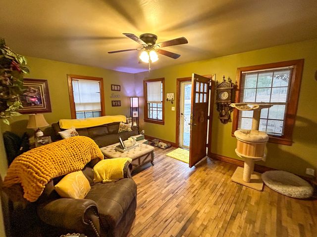 18375 Main St, W, Huntingdon, TN 38344