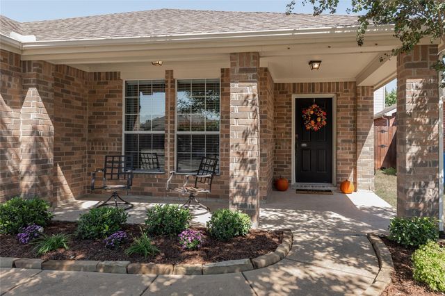 1016 Ingram Drive, Forney, TX 75126