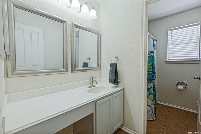 10507 Cosmos Canyon, Helotes, TX 78023