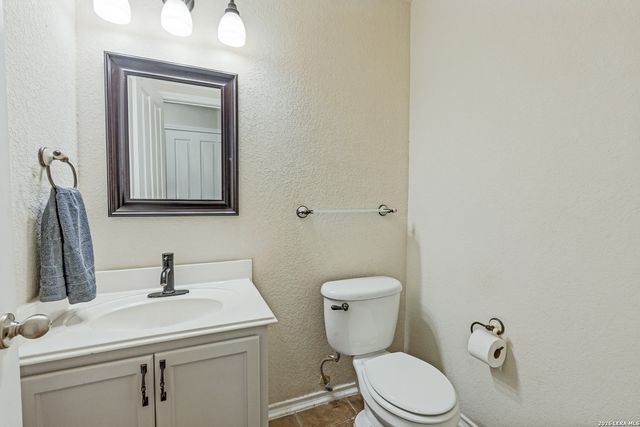 10507 Cosmos Canyon, Helotes, TX 78023