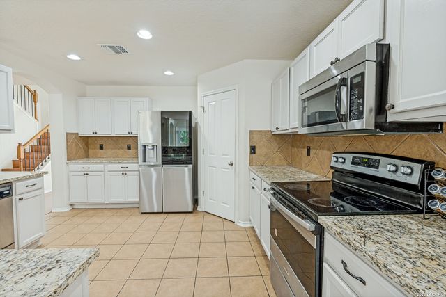 10507 Cosmos Canyon, Helotes, TX 78023