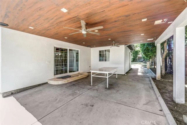 13530 Beaver Street, Sylmar, CA 91342